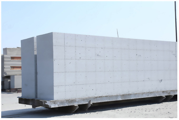 鹤岗加气块 加气砌块 轻质砖气孔结构及其影响因素